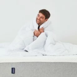 Couette 4 Saisons 200 X 200 Cm -Doublures De Lit Soldes 2024 couette 4 saisons 200 x 200 cm 2