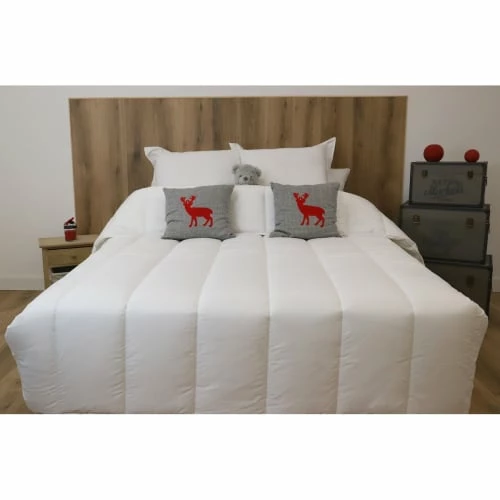 Couette Blanche 550gr Hiver En Polyester Blanc 220x240 Cm 3 Couette Blanche 550gr Hiver En Polyester Blanc 220x240 Cm – Image 3