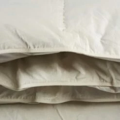 Couette Confort Duvet De Canard 260x240 7 Couette Confort Duvet De Canard 260x240 -Doublures De Lit Soldes 2024 couette confort duvet de canard 260x240 4