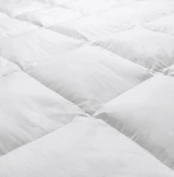 Couette Gold - TEMPEREE 240x260 Cm -Doublures De Lit Soldes 2024 couette gold temperee 240x260 cm