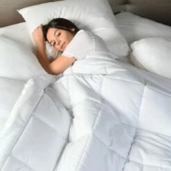 Couette Naturelle CHAUDE 40% Duvet 240X260 Cm -Doublures De Lit Soldes 2024 couette naturelle chaude 40 duvet 240x260 cm 3