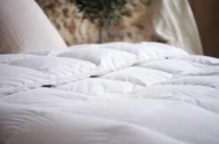 Couette Naturelle Très Chaude 240x260cm -Doublures De Lit Soldes 2024 couette naturelle tres chaude 240x260cm 4