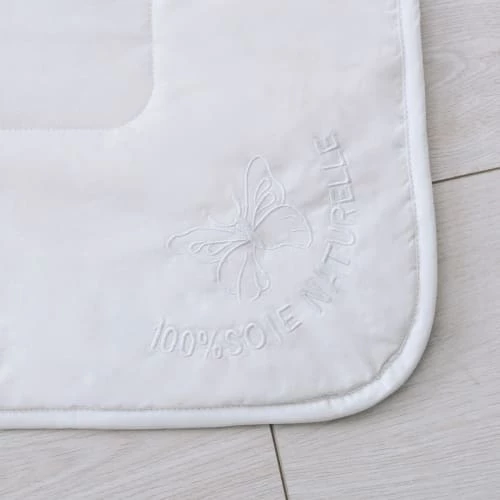 DODO Couette Supérieure Soie LEGERE 240x260 Cm 5 DODO Couette Supérieure Soie LEGERE 240x260 Cm – Image 5