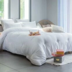 Couette Synthétique Légère 260x240 Cm -Doublures De Lit Soldes 2024 couette synthetique legere 260x240 cm 3