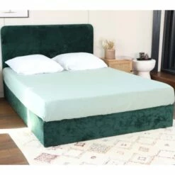 Lit 140 X 190 En Velours Vert + Tête De Lit Et Sommier -Doublures De Lit Soldes 2024 lit 140 x 190 en velours vert tete de lit et sommier 2