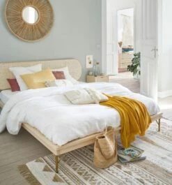 Lit 160x200 En Pin Massif Et Cannage En Rotin Tressé -Doublures De Lit Soldes 2024 lit 160x200 en pin massif et cannage en rotin tresse 1000 5 28 209292 5