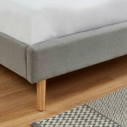 Lit 180x200 Gris Clair Avec Sommier à Lattes Et Tête De Lit -Doublures De Lit Soldes 2024 lit 180x200 gris clair avec sommier a lattes et tete de lit 4