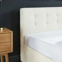 Lit Coffre 140x190 En Tissu Bouclé écru + Tête De Lit + Sommier -Doublures De Lit Soldes 2024 lit coffre 140x190 en tissu boucle ecru tete de lit sommier 4