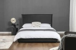 Lit Design 160x200 Cm En Similicuir Noir -Doublures De Lit Soldes 2024 lit design 160x200 cm en similicuir noir 1